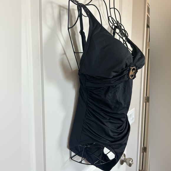 MICHAEL MiCHAEL KORS One Piece - Picture 12 of 15